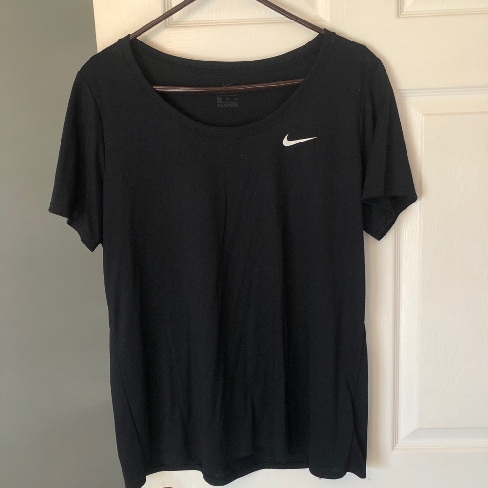 Nike dry fit tee